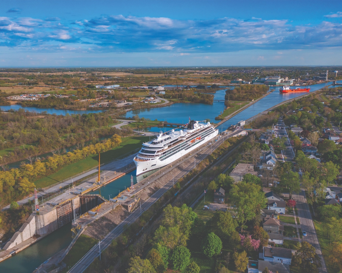 Viking expedition ship on the Welland Canal